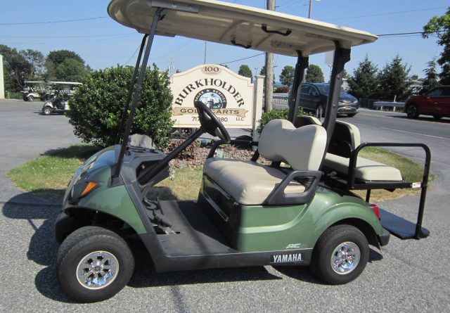 2021 Yamaha a/c 48v golf cart 4 passenger   ( NEW Batteries)