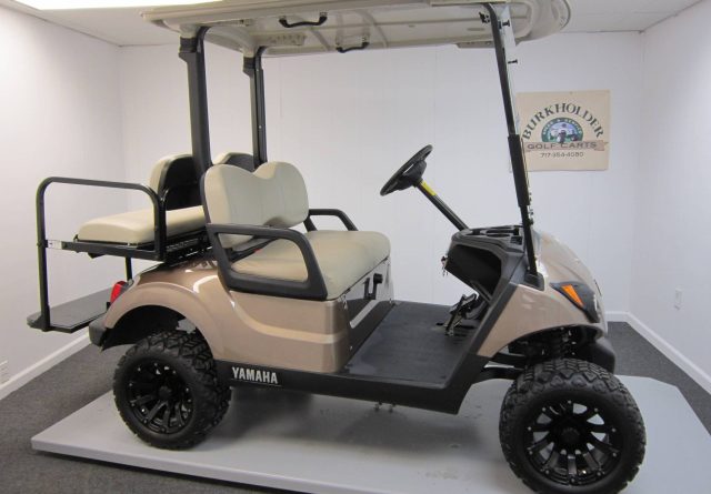 2021 Yamaha EFI Gas Lifted 4 Passenger golf cart