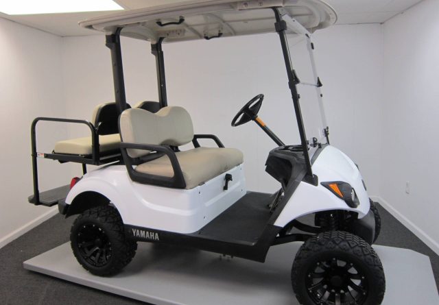 2017 Yamaha Gas 4 Passenger Lifted golf cart